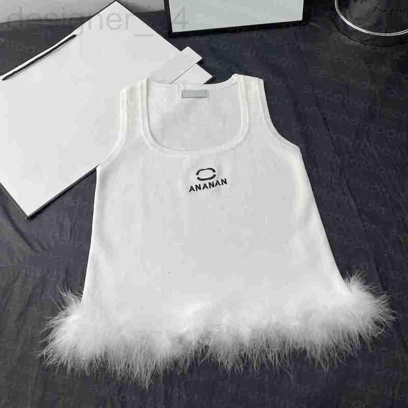 

Women's T-Shirt designer Women Furry Crop TSpring Summer Cropped Tops Sexy Short T Shirt Embroidered Vest 3KF5, White