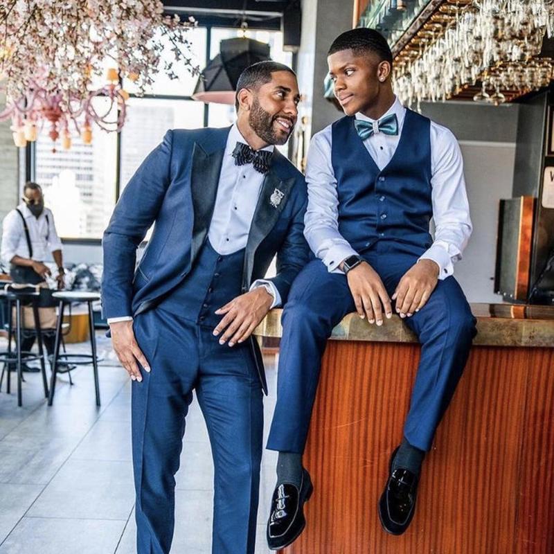 

Men's Suits 2023 Blue Tuxedos Dinner Prom Dresses Men's Classic Slim Fit Wedding 3Pcs Jacket Pants Vest Father And Son Match Wear