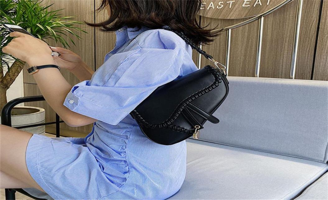 

Leather Handbag Underarm Saddles bag with Strap Designer Bag backpacks Tote Wallet magnetic Metal pendant Purses Top Shoulder bags5059175, Orange