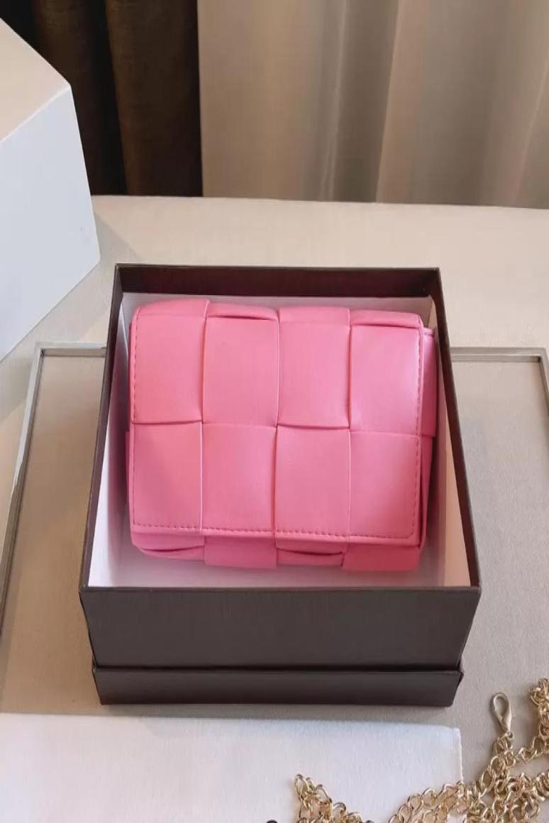 

Designer Cassette Mini Belt Bags Pack Weave Fanny Knitted Waistbags Fashion Women Leather Crossbody Bag Without Box 0617033807774, Beige