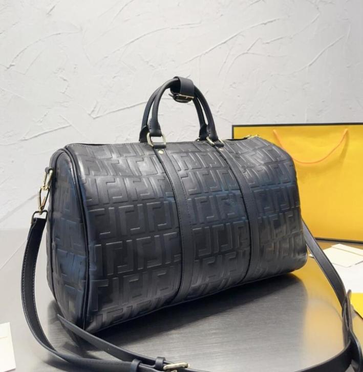 

Black Embossing Leather Duffel Bags Men Gentleman Commerce Handbag Women039s Leisure Solid Color Travelling Bag Unisex Classic 2409545