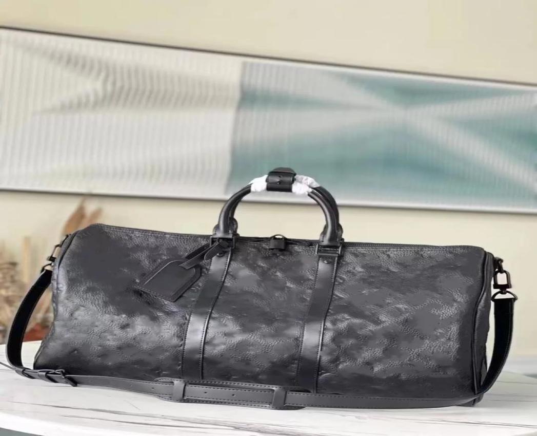 

2022 Black embossing luxury fashion men women travel bag duffle brand designergenuine leather handbags large capacity sport bag W6597343, Sky blue