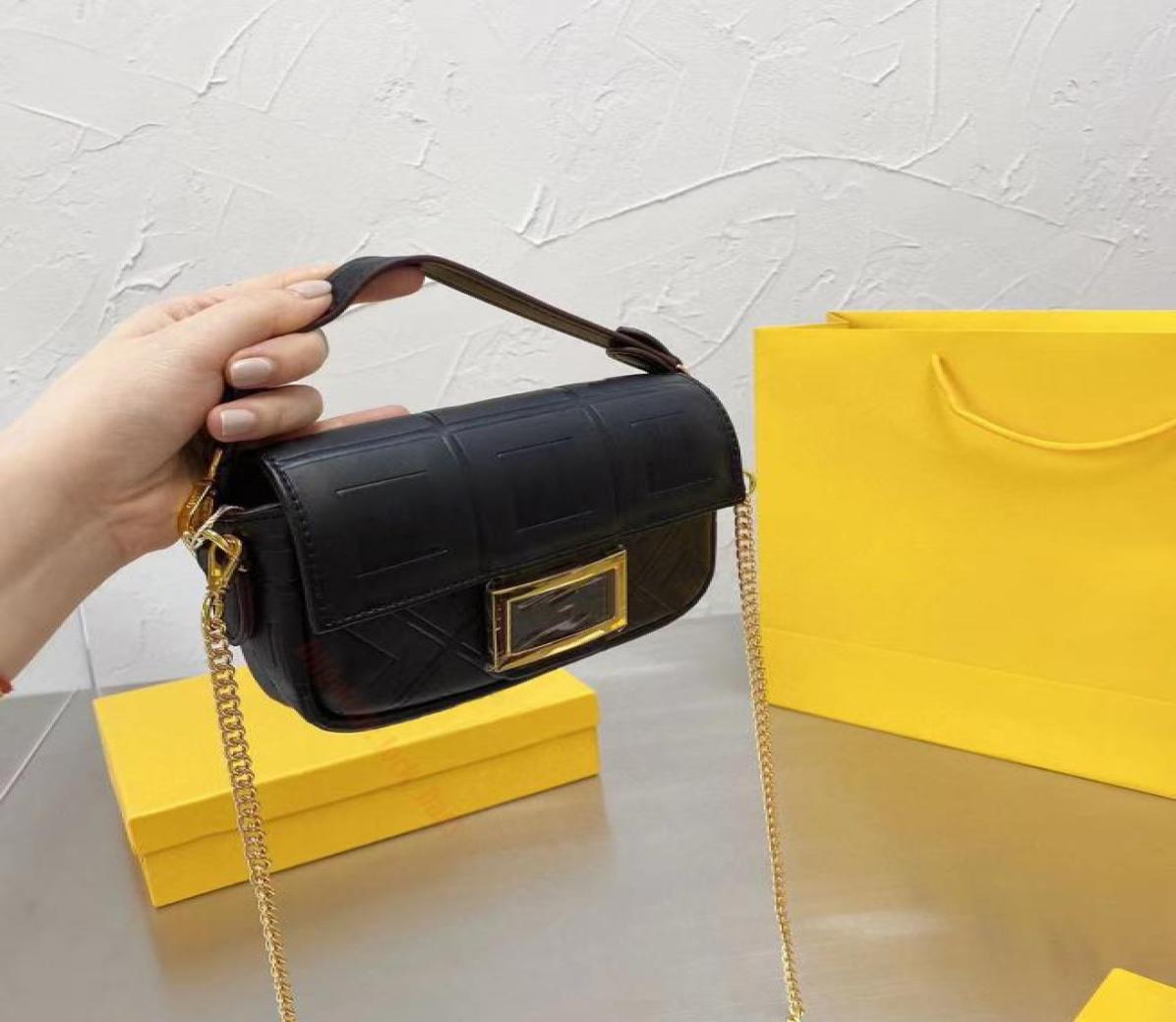 

lady leather flap wallets shoulder Chain Baguette bags high fashion cross body women letter Card Holder light plain hasp popul7468456, Red