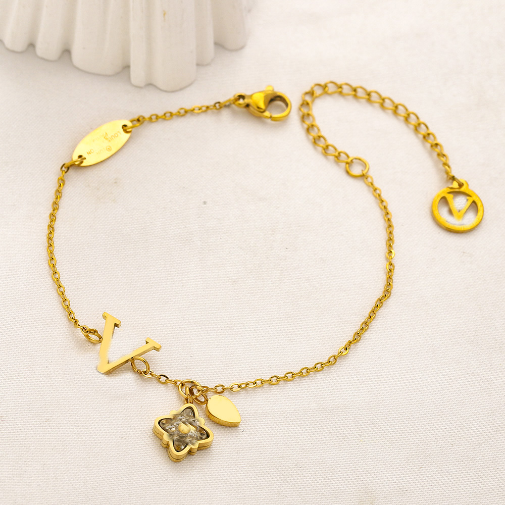 

Never Fading Luxury Brand Designer Bracelet Pendants Necklaces Gold Silver Plated Stainless Steel Letter Choker Pendant Necklace Chain Jewelry Accessories Gifts