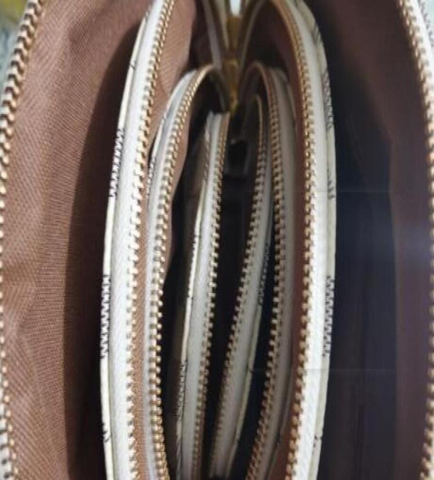 

2022 top Women cosmetic bags organizer famous makeup bag travel pouch make up bag ladies cluch purses organizador toiletry bag 4pc4421499, Black