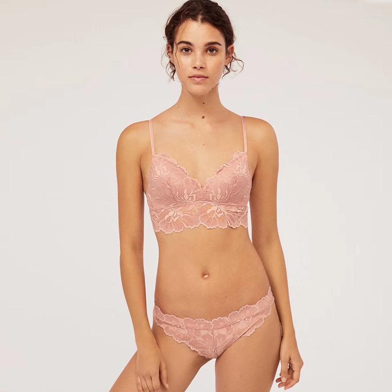 

Bras Sets Fashion Thin Triangle Cup Lace Sexy Deep V-neck Push Up Underwear Color Bra Set, Picture shown