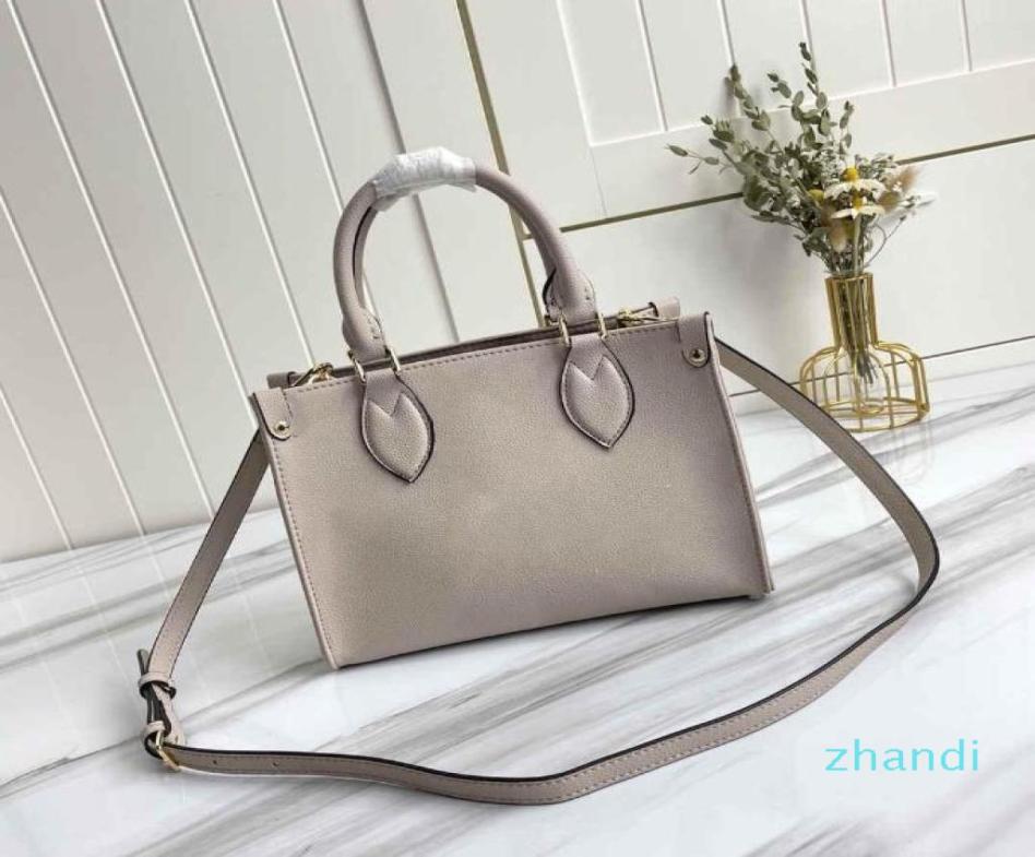 

Genuine Leather High Quality Luxurys Designers Bags Handbags Women Messenger Handbag Sac Plat Embossing Onthego Small Tote Shoulde9696850, Nude
