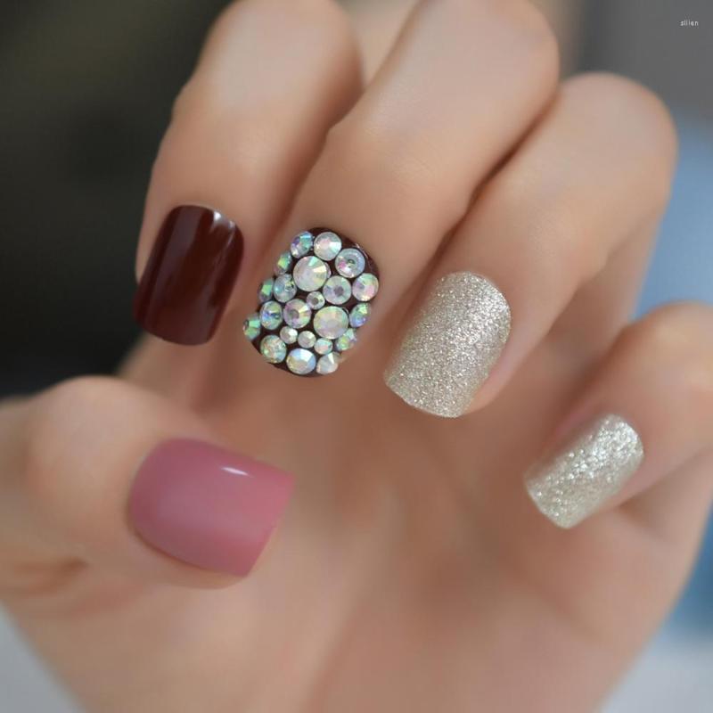 

False Nails Pre-designed Short Artificial 3D Shining Stylish Nail Colorful Unique Good-looking Girl, Z921