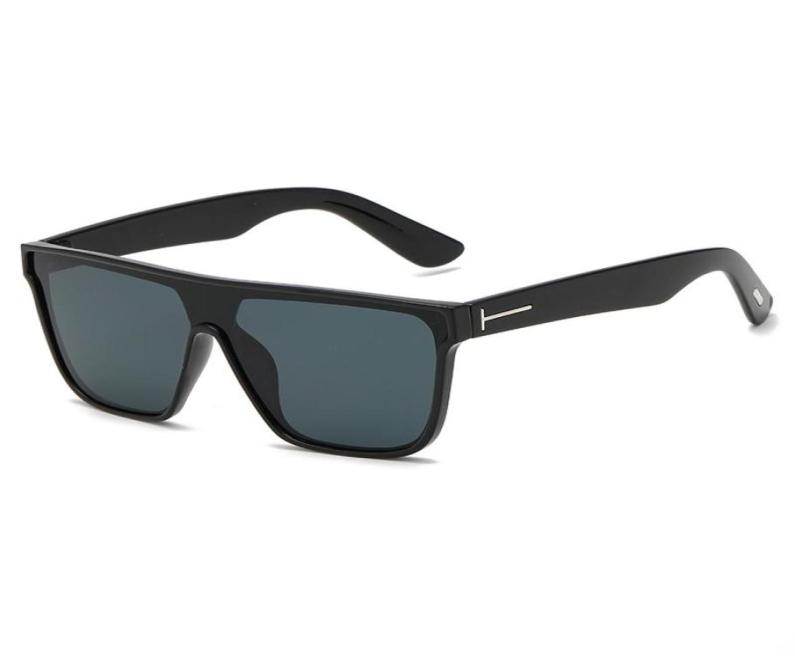 

Classic Square Sunglasses Women Men Vintage T Metal Decoration Male Female Sun Glasses OnePiece Mirror Eyewear Oculos Gafas9397823