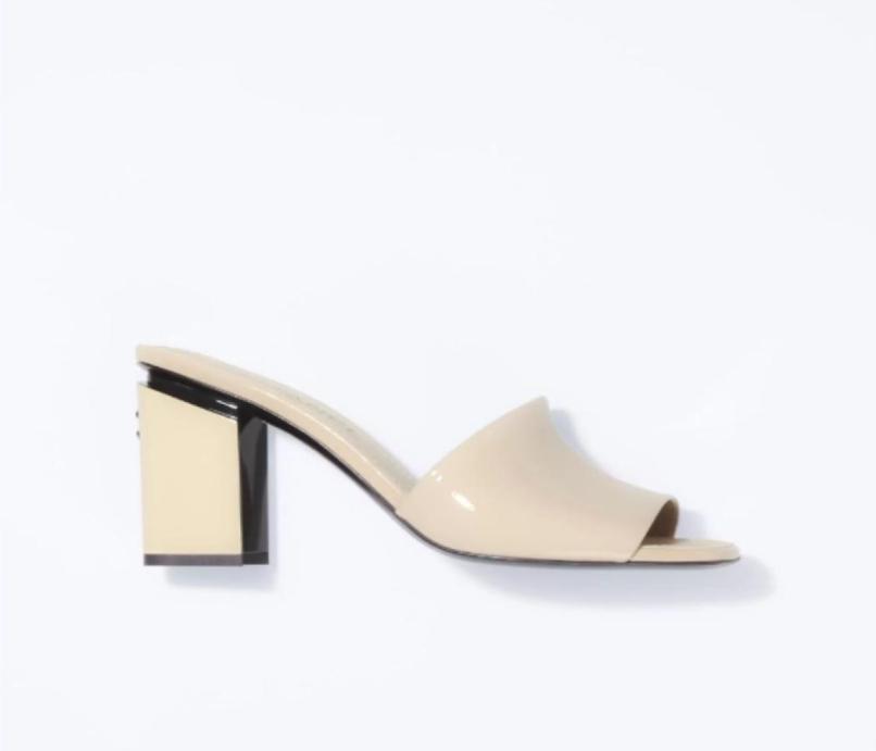 

AAAAA Women Mules C slippers Sandals Pearls Sliders Stuffies Top Quality Lambskin Black White Flat Slippers Ladies Beach Rubber F7002380, Mint green