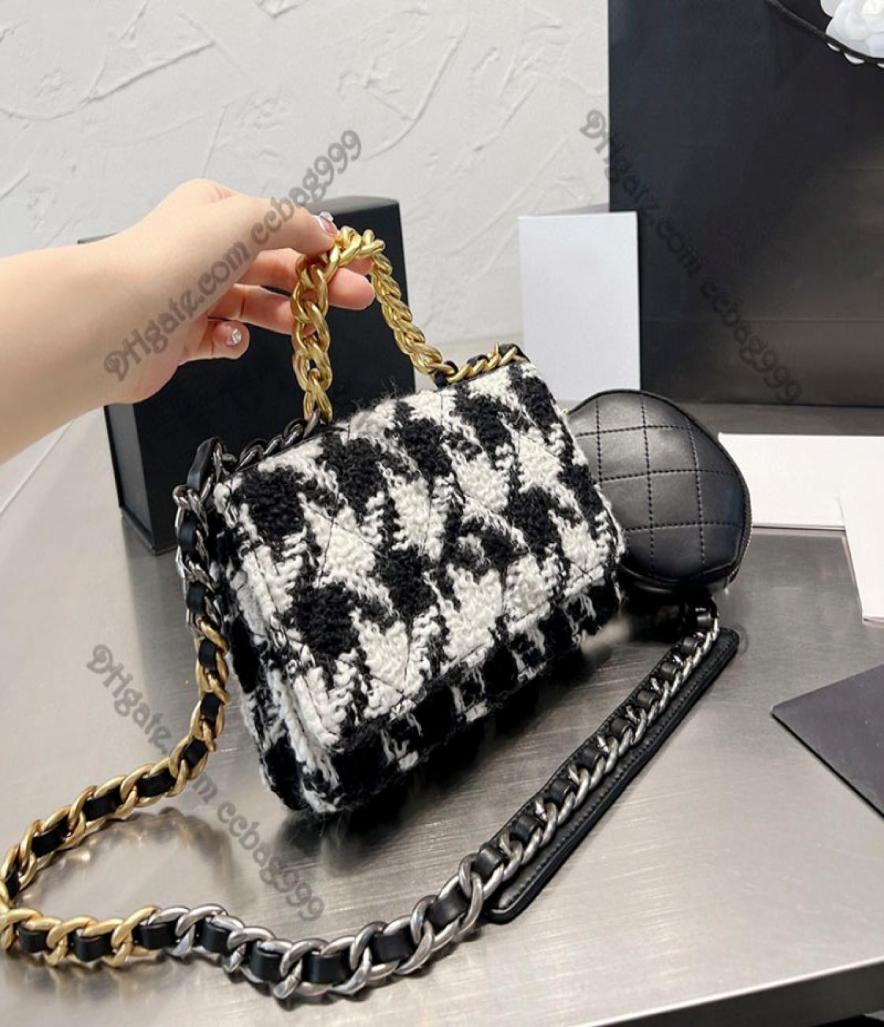 

Women Flap 19 Woc Small Wallet on Chain Tweed Jersey Twotone Patchwork Designer Handbags Tote Card Holder Key Pouch Gold Metal Ha8900850, Red