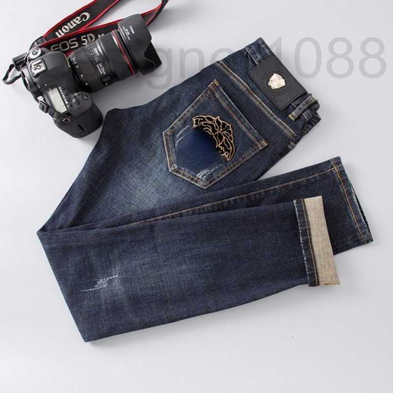 

designer High version mens jeans medusa embroidered trousers casual straight pants hip hop washed dlue denim size 28-38 MII5, Black