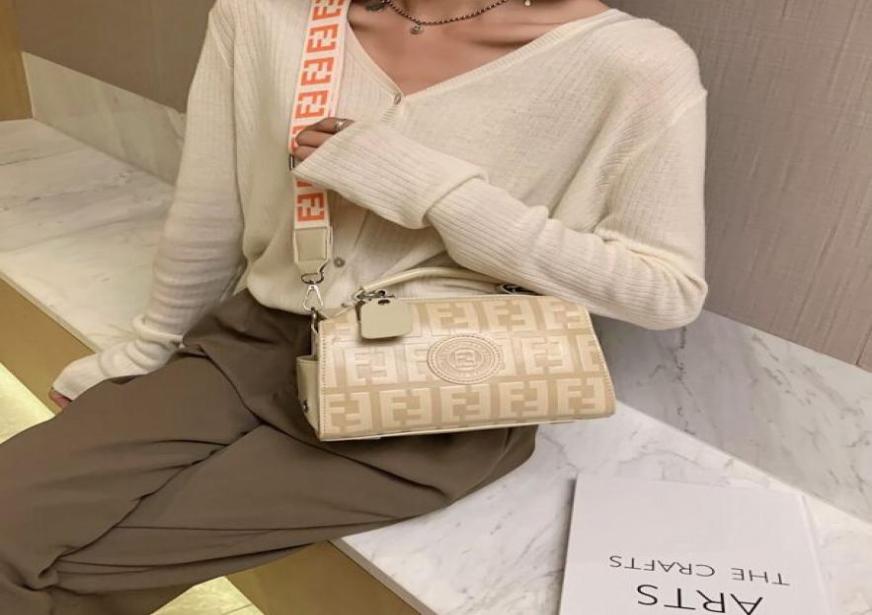 

F leather camera bag purse evening bag Letter Embossing designer wallet presbyopic card holder Backpack 6 colors1356533, Sky blue