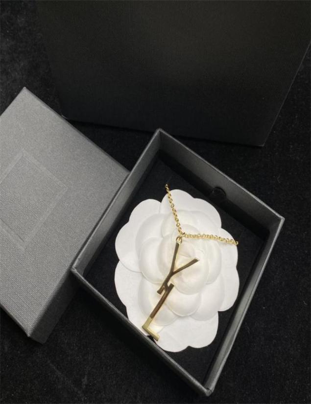 

Designer Gold Necklaces Pendant Women Fashion Chains Necklace Letters Jewelry Ladies Accessories Designers Womens Jewellry 22092954033613