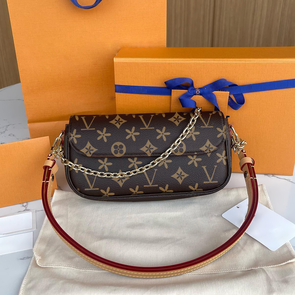 

M81911 M82210 wallet on chain ivy bag womens handbags mens designer shoulder bags Genuine Leather Cowhide flap clutch bag Luxury crossbodys tote chain baguette bags, Black embossed