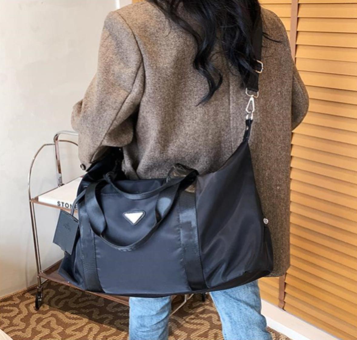 

High Quality Large Capacity Nylon Travel Bag Fabric Waterproof Airport Bag Fashion AllMatch Handbag3733913, Sky blue