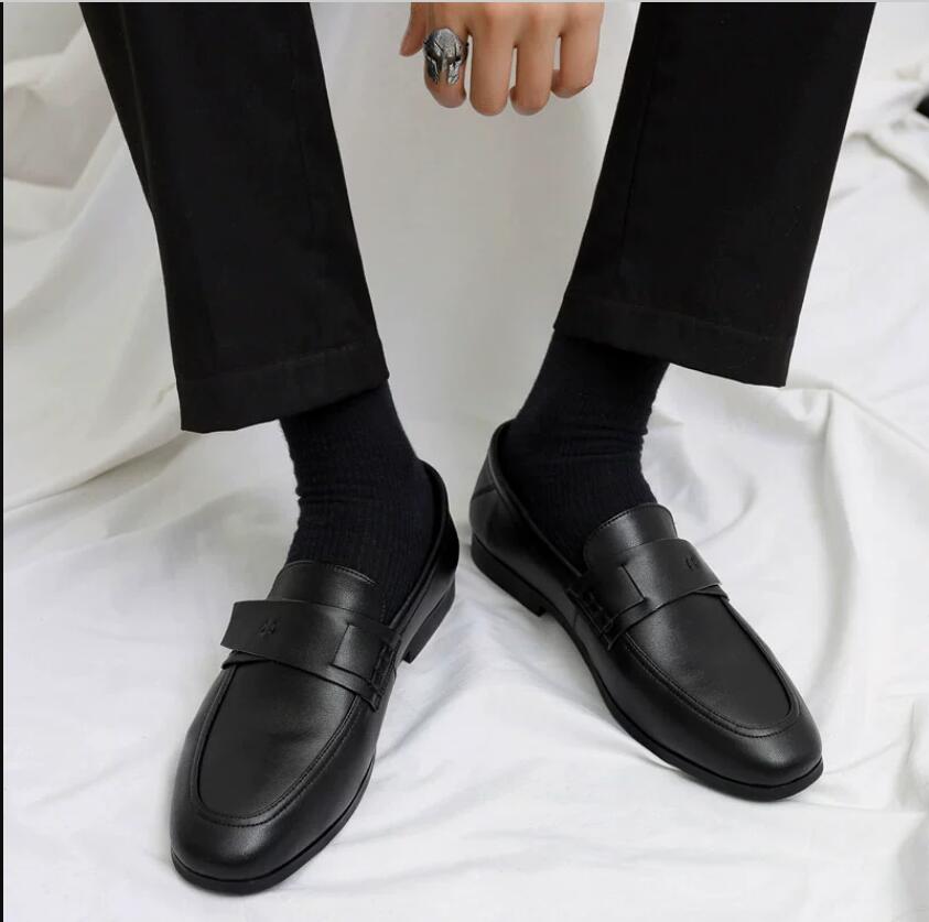 

Korean Style Fashion Driving Loafers Flat heel Gentlemen Soft Heel Lazy Flats Shoes Men Boats, Black