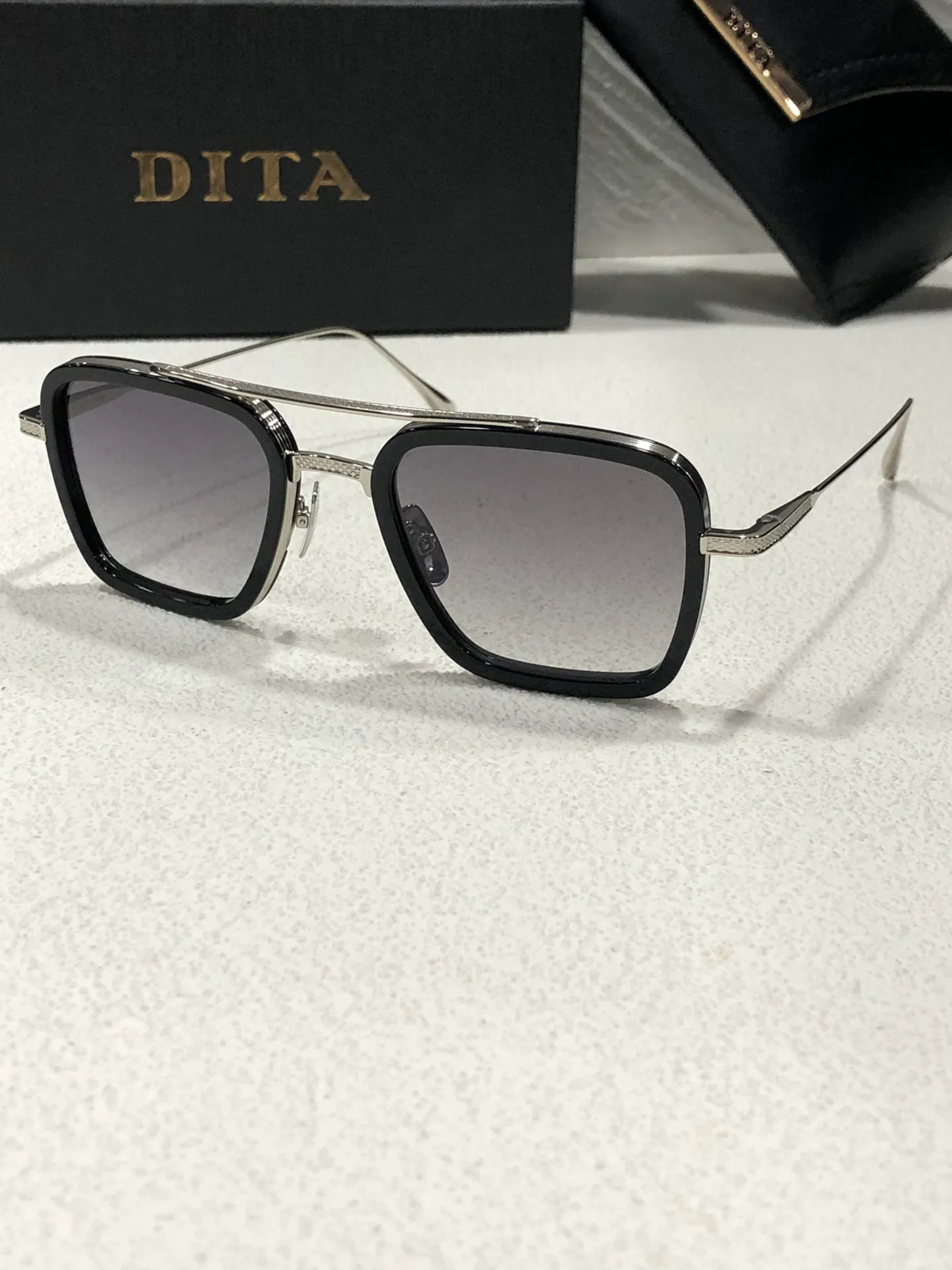

Original Handmade Sunglasses A DITA FLIGHT 006 Designer Sunglasses fashionable retro luxury brand eyeglass Fashion design women sunglasses Metal with case