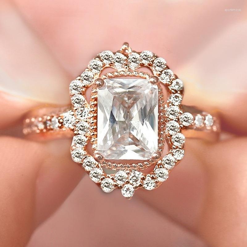 

Wedding Rings 2023 Fashion For Women Jewelry Charm Rose Gold Plated Zircon Square Diamond Princess Ring Engagement