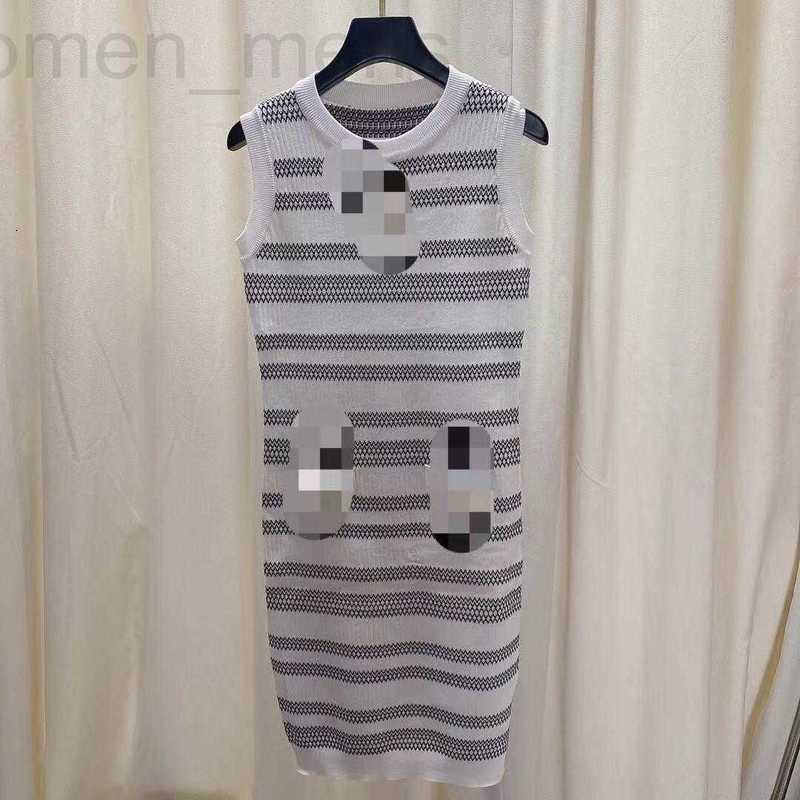 

Basic & Casual Dresses designer 705 Spring Summer Style Sweater Sleeveless Blue White Crew Neck Striped PulloQuality Womens qian X1G6