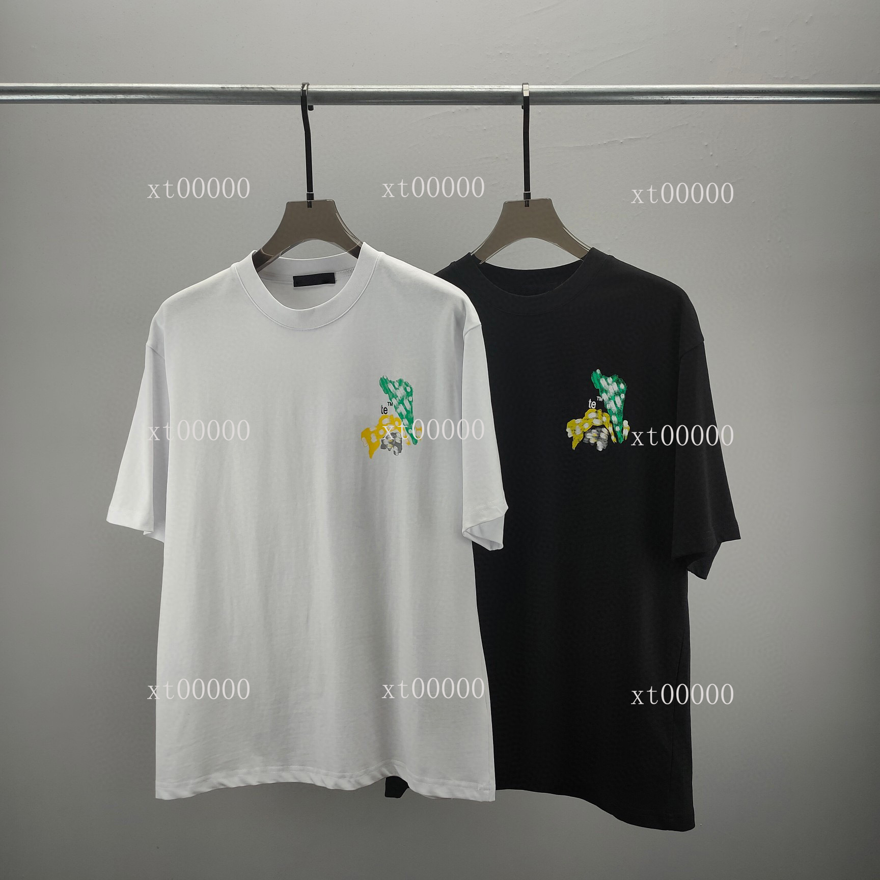 22SS Designer Lettre Imprimé T-shirts Tee Sweat Mode High Street Manches Courtes D'été T-shirt Décontracté Respirant Hommes Femmes Ras Du Cou T-s