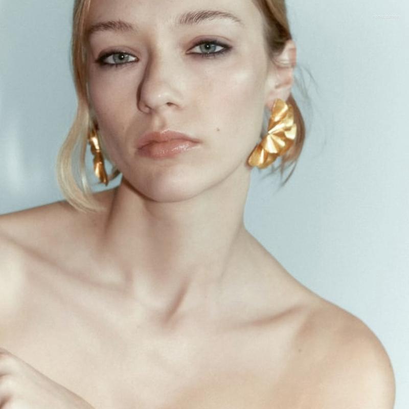 

Dangle Earrings Zvoijio Irregular Design Golden Leaf Flower Wholesale