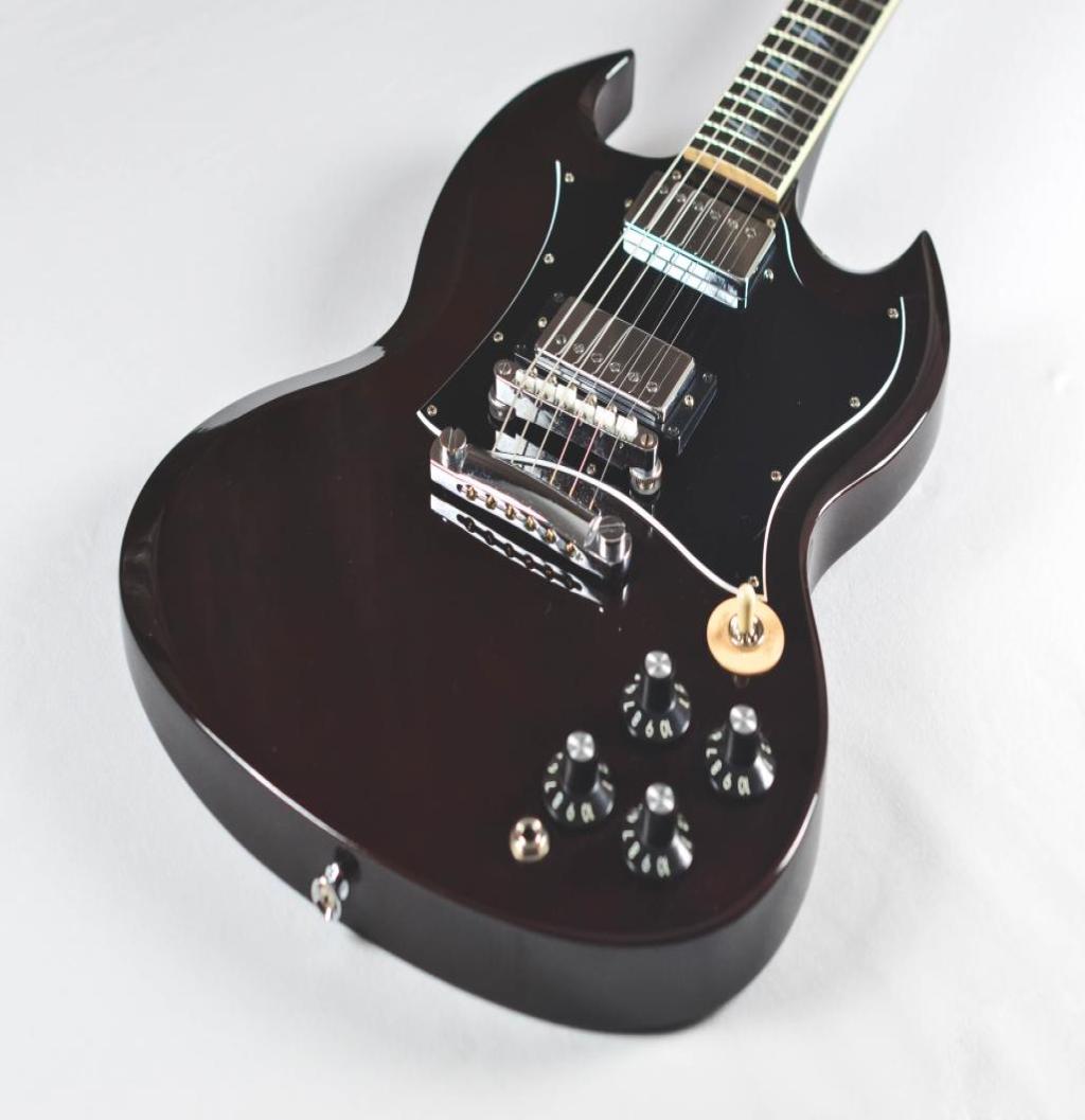 

Custom Angus Young Signed Wine Red Standard SG Electric Guitar Rosewood Fingerboard Grover Tuners Chrome Hardware8228039