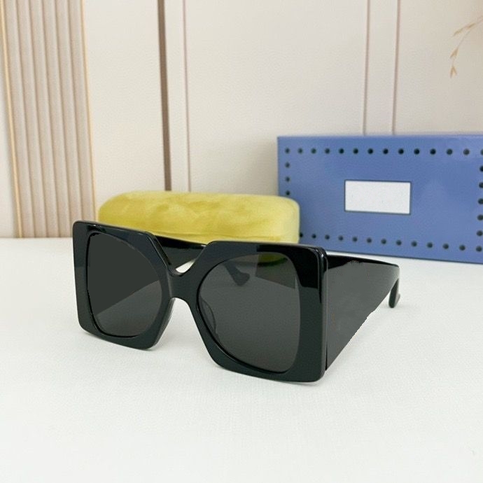 

2023 women men high quality fashion sunglasses black width plank full frame dark grey triangle glasses available with box