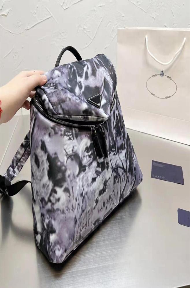

Fashion men039s and women039s sports waterproof backpack luxury designer Nylon large schoolbag travel bag1682841, Black