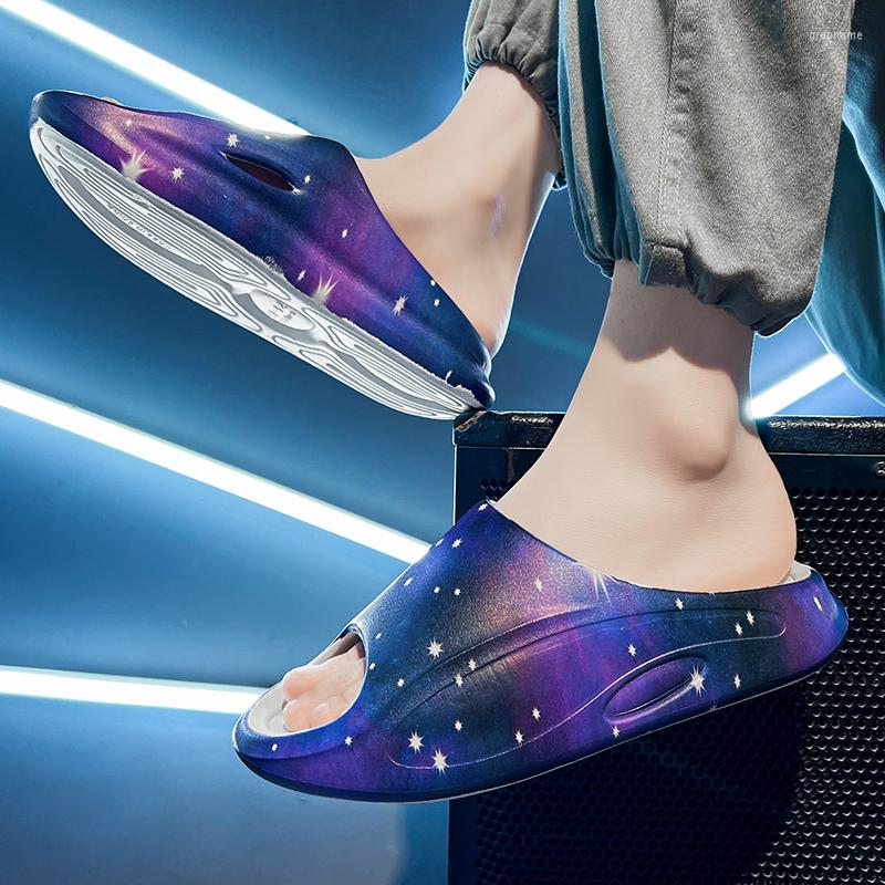 

Slippers Men Large Size Slides Fashion Double Color Graffiti Starry Sky Soft Sole Anti Slip Beach 39-46, White