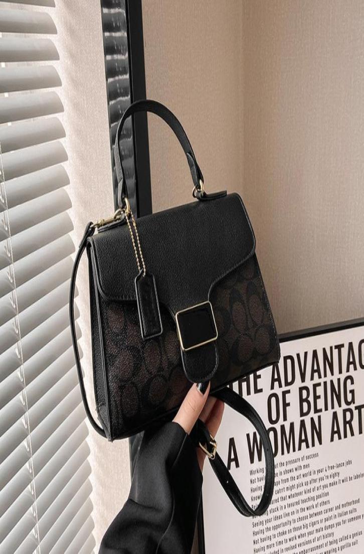 

Fashion Grils Messenger Bags mirror small bag build women039s new trendy patent glossy diamond single shoulder tote packet5107966, Brown
