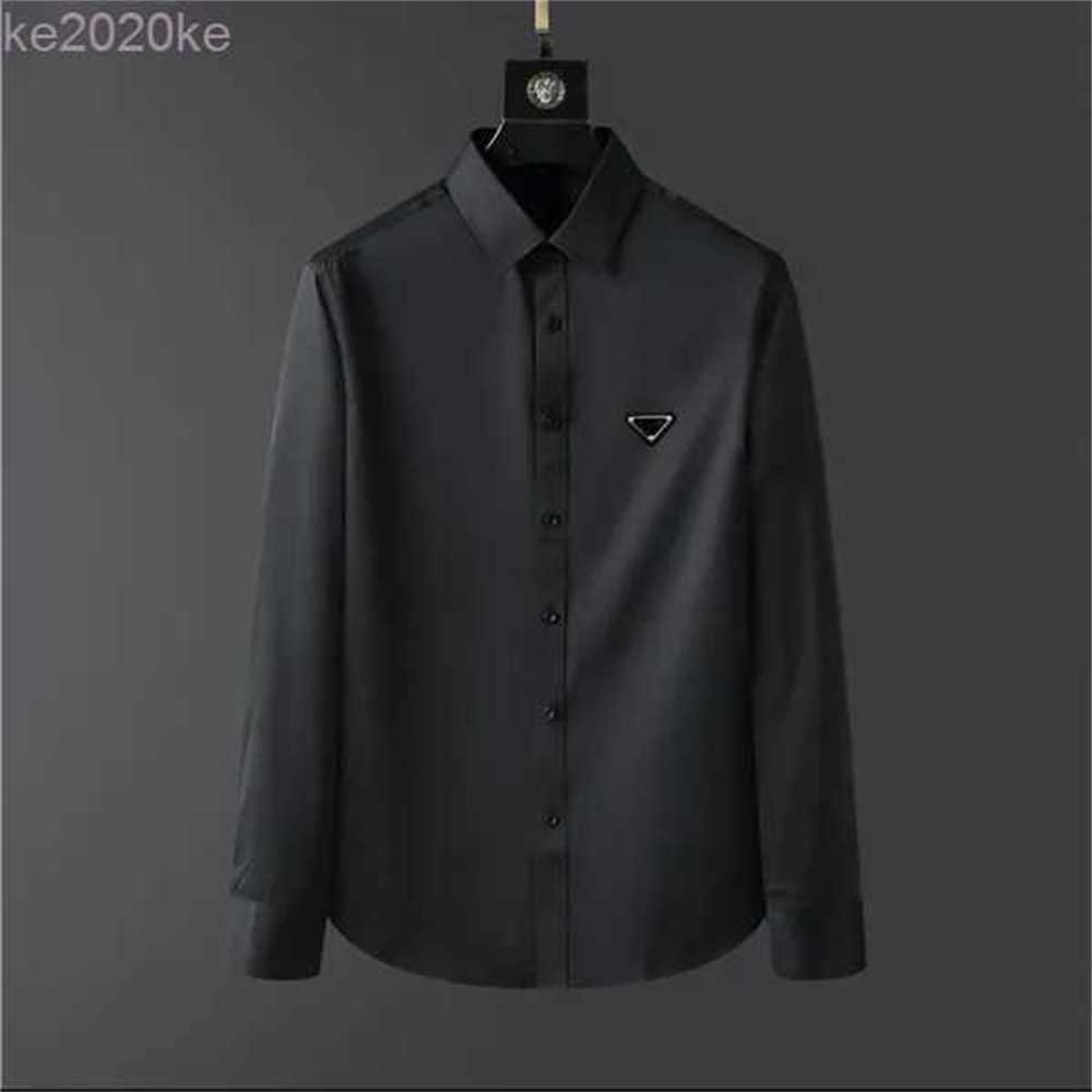 

Fashion Designers Mens casual shirts quality business tees classic long Sleeve Shirt solid color letter badge spring autumn decoration blouse size SMLX QPG8
