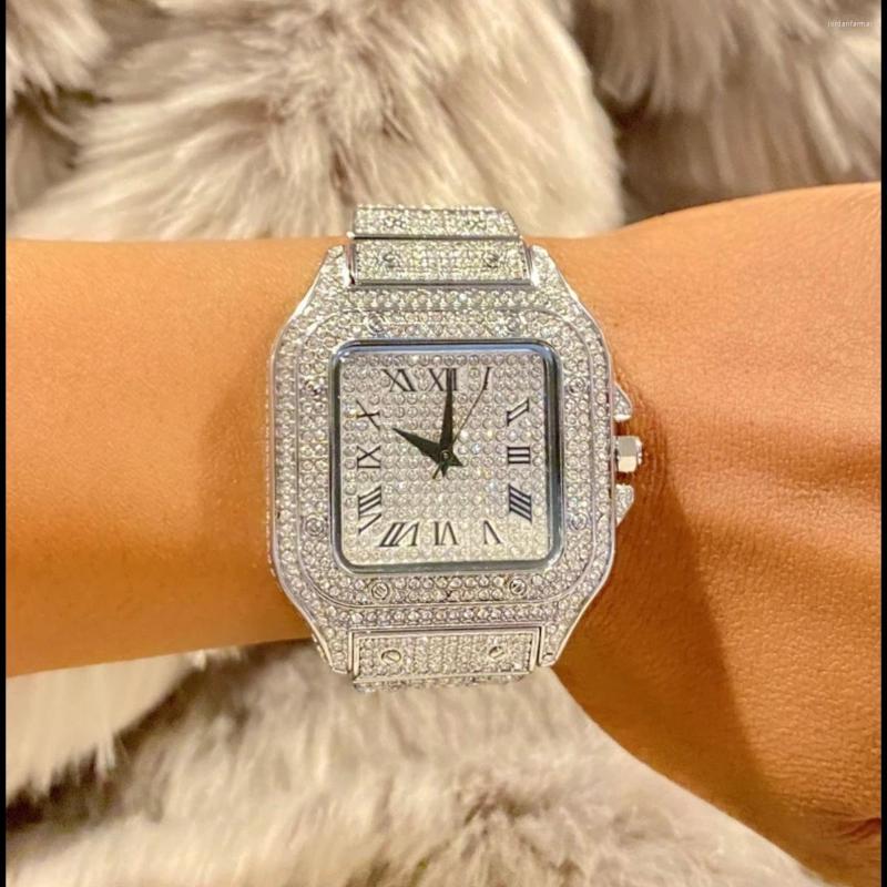 

Wristwatches 2023 Women's Silver Crystal Studded Diamond Watch Rhinestone Hip Hop Jewelry Watches, Gold