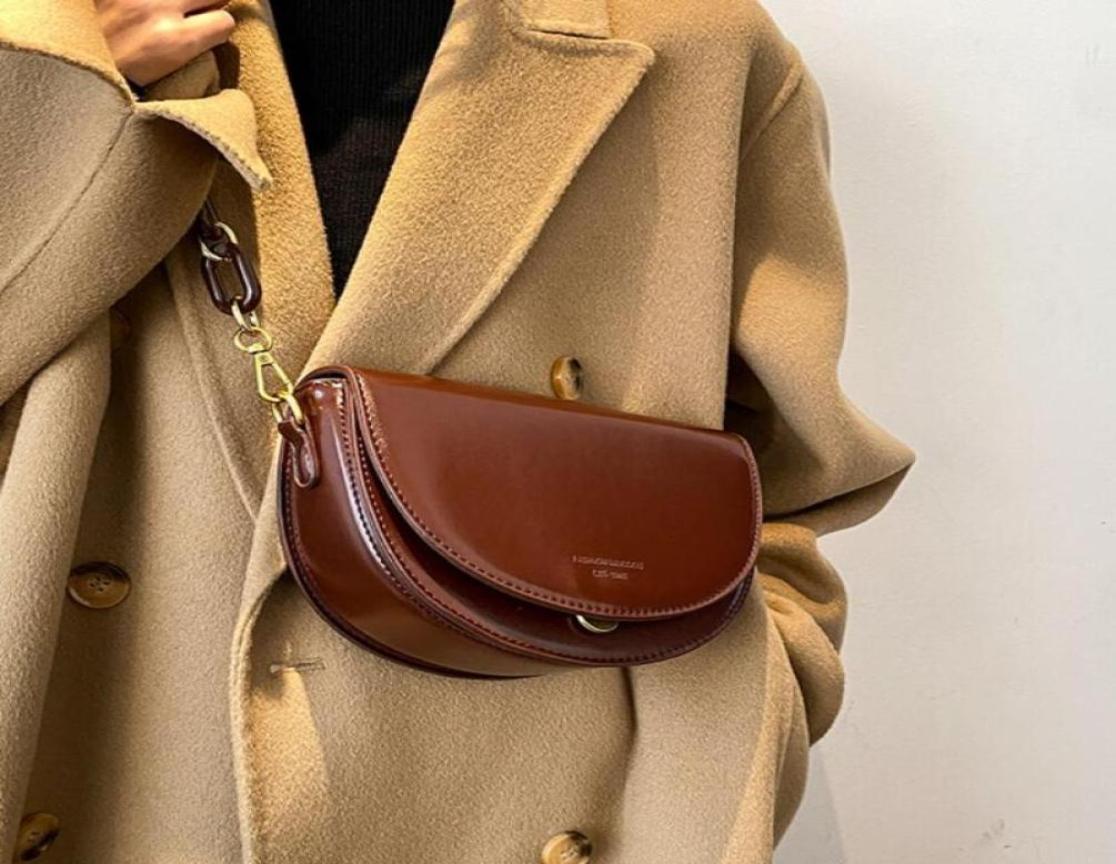 

Solid color Flip 2021 Fashion New Highquality PU Leather Women Designer Handbag Vintage Small Shoulder Messenger Bag8492522, Beige
