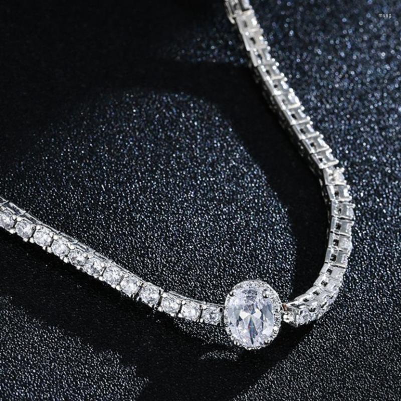 

Pendant Necklaces AMC Trendy Round Necklace For Women Luxury White Color Cubic Zirconia Bridal Wedding Choker Jewelry Gift