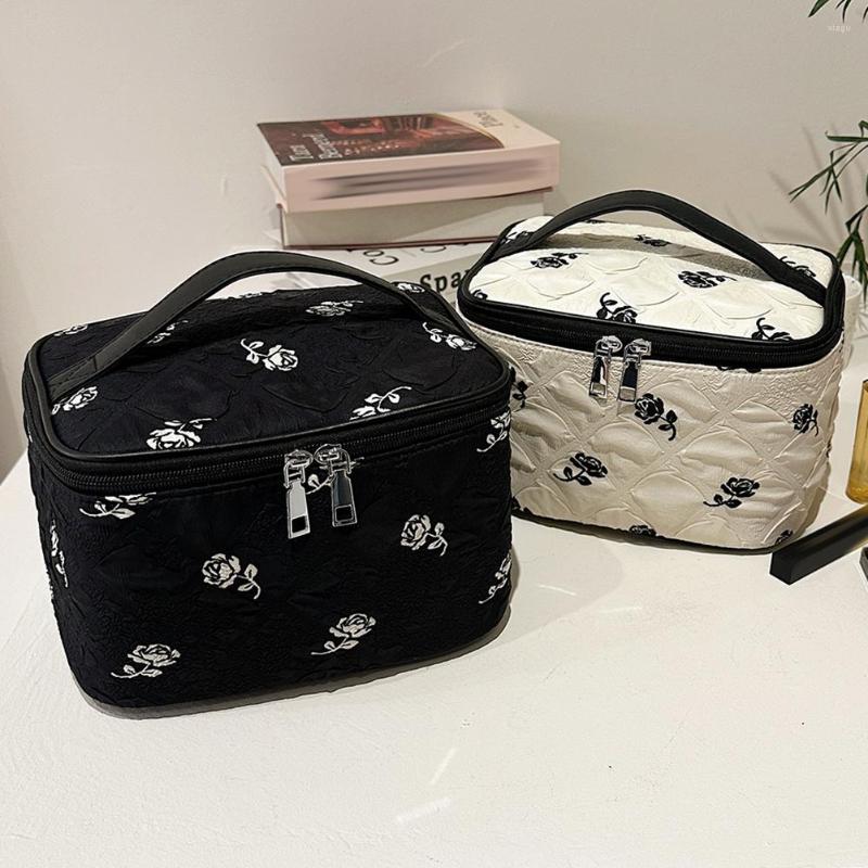 

Cosmetic Bags Ladies Wash Bag Relief Flowers Organizer Clutch Simple Portable Multi-function Casual Jacquard Cloth For Weekend Vacation, Black