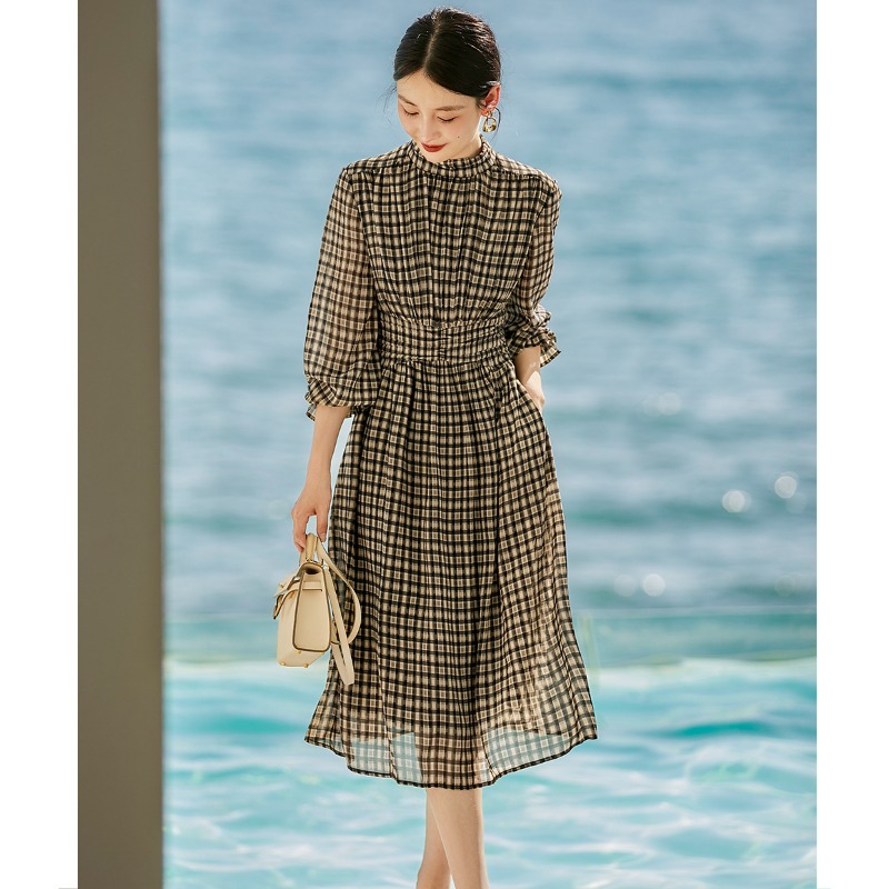 

2023 ss Vintage Checkered Lazy Waist Slim Dress, Green