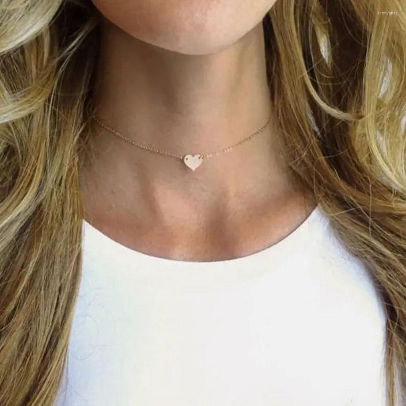 

Chains Designer Original Metal Love Pendant Necklace 2023 Fashion And Simple Web Celebrity Jewelry Gift To His Girlfriend