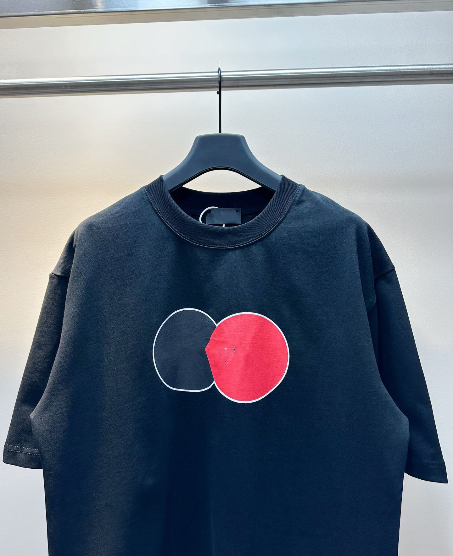 

Men black tshirts designers summer t shirt fashion clothes Front Circle Letter MasterCard Short Sleeve T-shirt Casual High Street Couple Same Ins