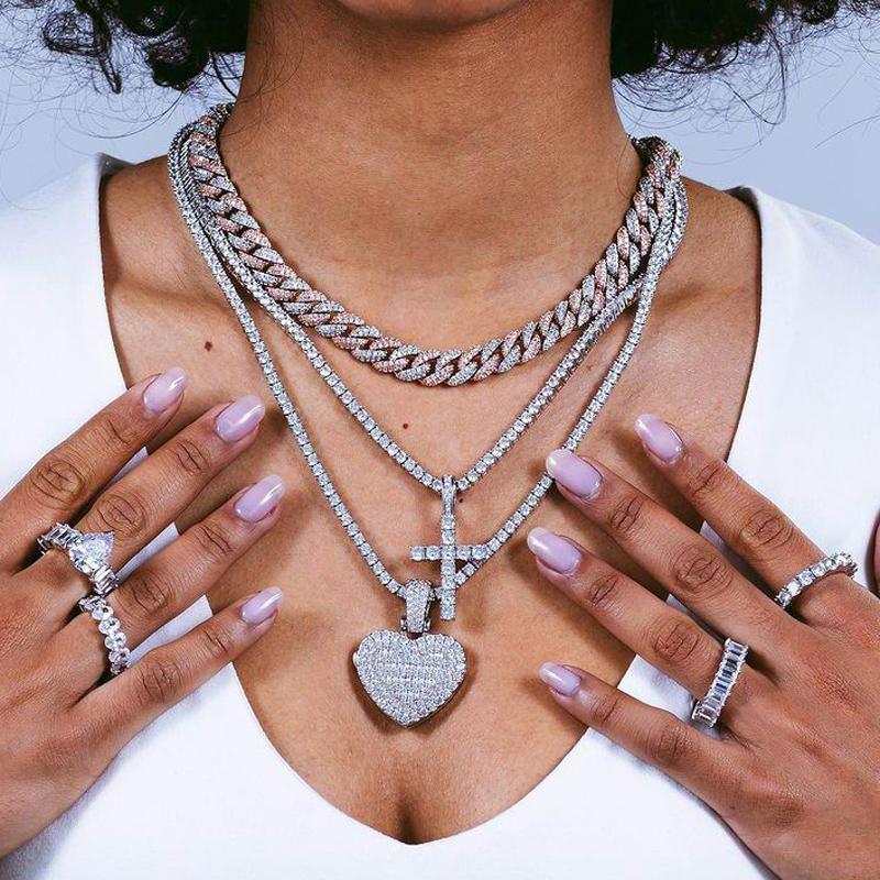 

Chains Can Be Opened Heart-shaped Po Pendant Necklace Gold Silver Color Iced Zircon Cubic Zirconia Hip Hop Fashion Women Jewelry