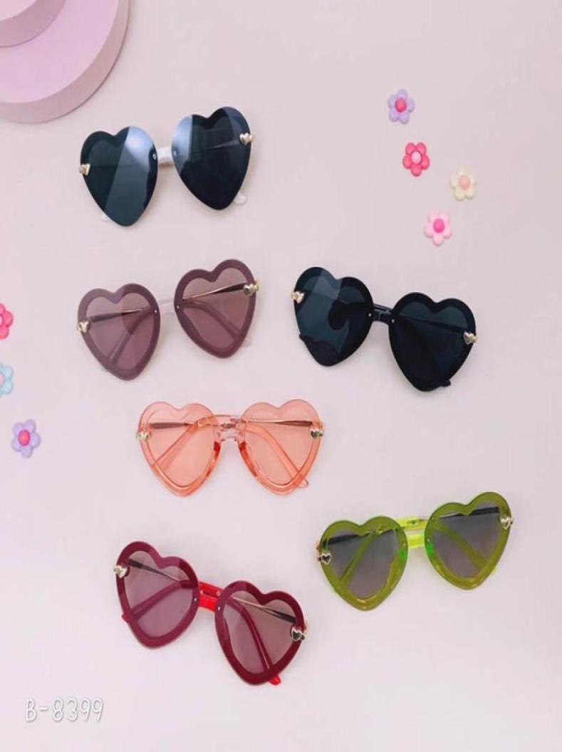 

LOVE kids sunglasses Vintage girls sunglasses fashion boys sunglasses ultravioletproof kids glasses girls glasses girls Accessory6760657