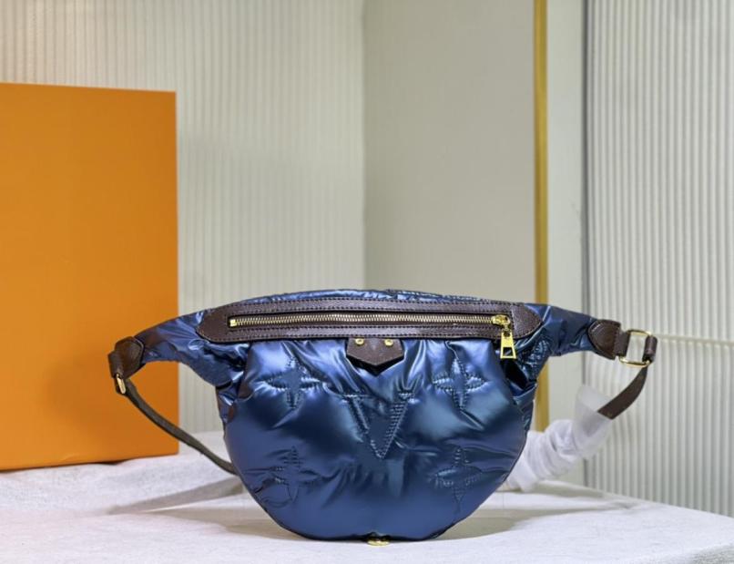 

Pillow Maxi Down Bag Waist Bags Silver Nylon Waterproof Outdoor Bumbag Winter Ski Flap Embroidered Monos Crossbody Shoulderbag Zip1837399, Sky blue