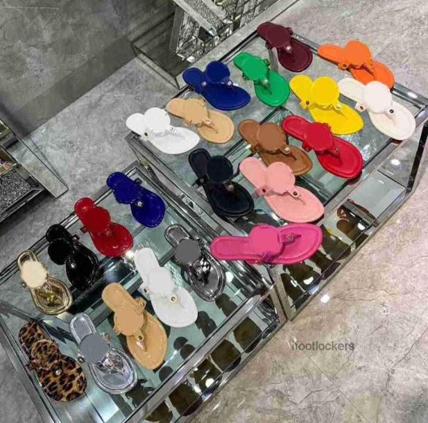 

2022 Women Flat Slippers Luxurys MILLER Leather Sandals Leather Girl Slides Casual Flip Flops summer fashion ladies beach slipper 5087425, Multi