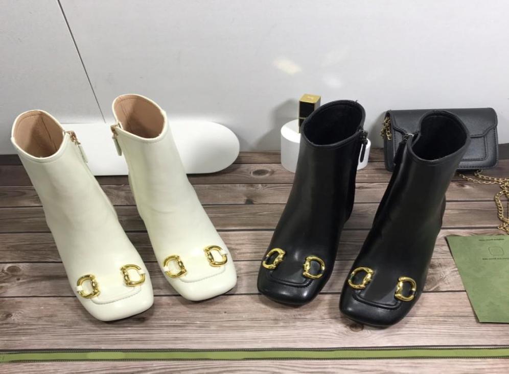 

luxury brand 2021 Women Fashion Boots Horsebit Stereoscopic Puppy Heel Ankle Boot High quality booties Leather ladies Autumn Winte9796210, Black