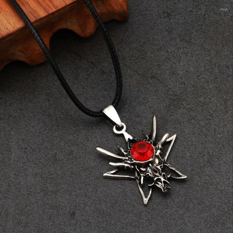

Pendant Necklaces Dragon Head Necklace Vintage Designed Crystal Inlaid Domineering Personalised Men And Women Punk Jewelry Gifts