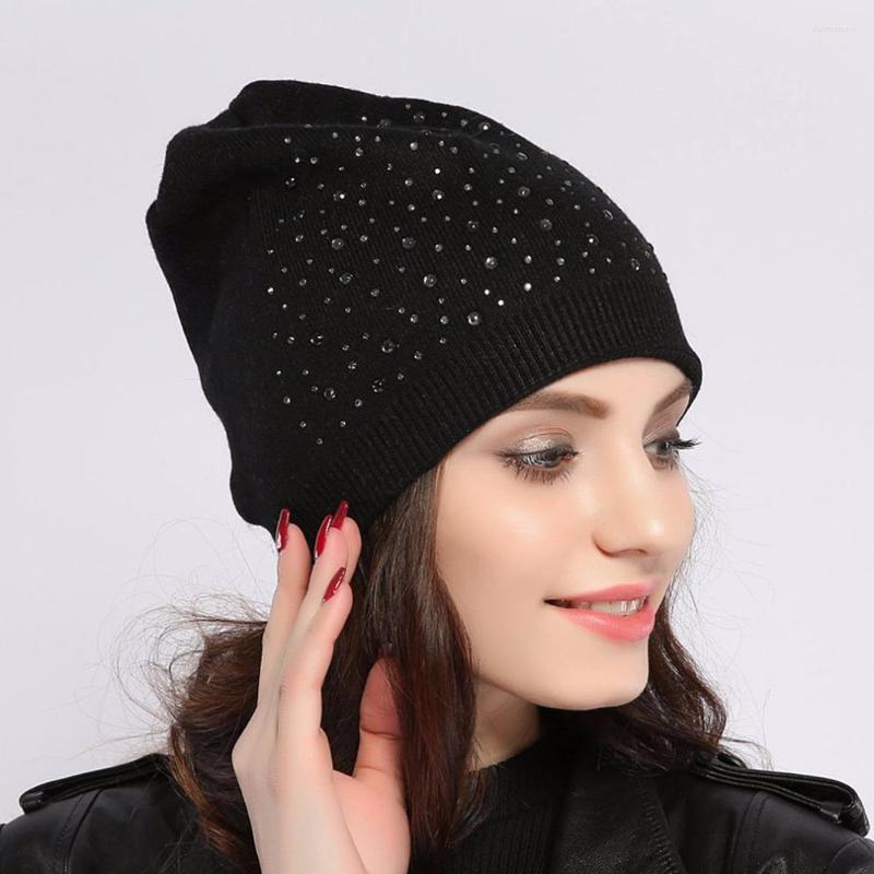 

Berets Geebro Women Fashion Cashmere Soft Beanies Ladies With Rhinestones Hat Female Real Wool Knitted Stripe Black Skullies Cap Bonnet