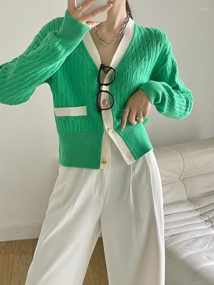 

Women' Knits Women Sweater 2023 Fall/Winter Contrast Loose V-Neck Single Breasted Knit Jacket, Green
