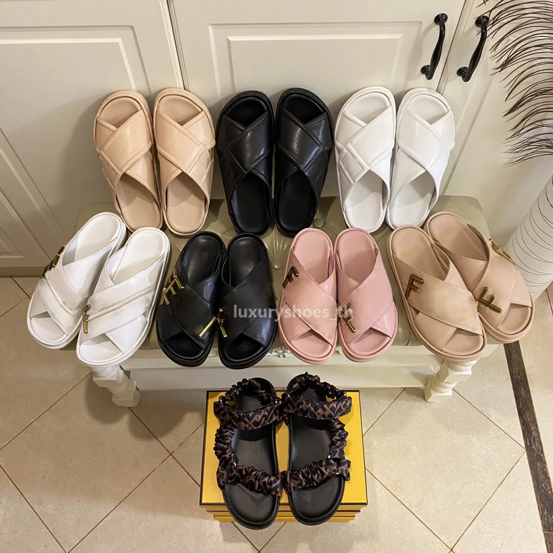 

Designer Slippers Graphy Slippers Feel Sandals Newest Women Slipper Satin Sandal Black Leather Sandals Wide Cross LACES Gold Metal Letter