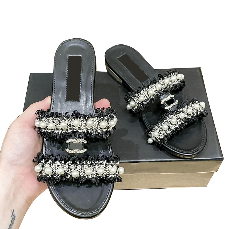 

Womens Sandals Low Heels With Faux Pearl Slippers Slip On Slides Retre Black Ladies Mules Outdoor Beach Shoe Girls Flip Flops Quilted Texture Casual Shoe As A Gifts, Shoes box