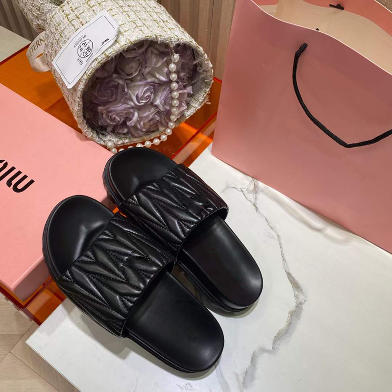 

Fashion Women Slippers Sandals Luxurious Hotel Flats Slip Matelasse Sliders Italy Onyx Resin Platforms Designer Summer Casual Slip-On Novelty Flip Flops Box EU 35-40, #1